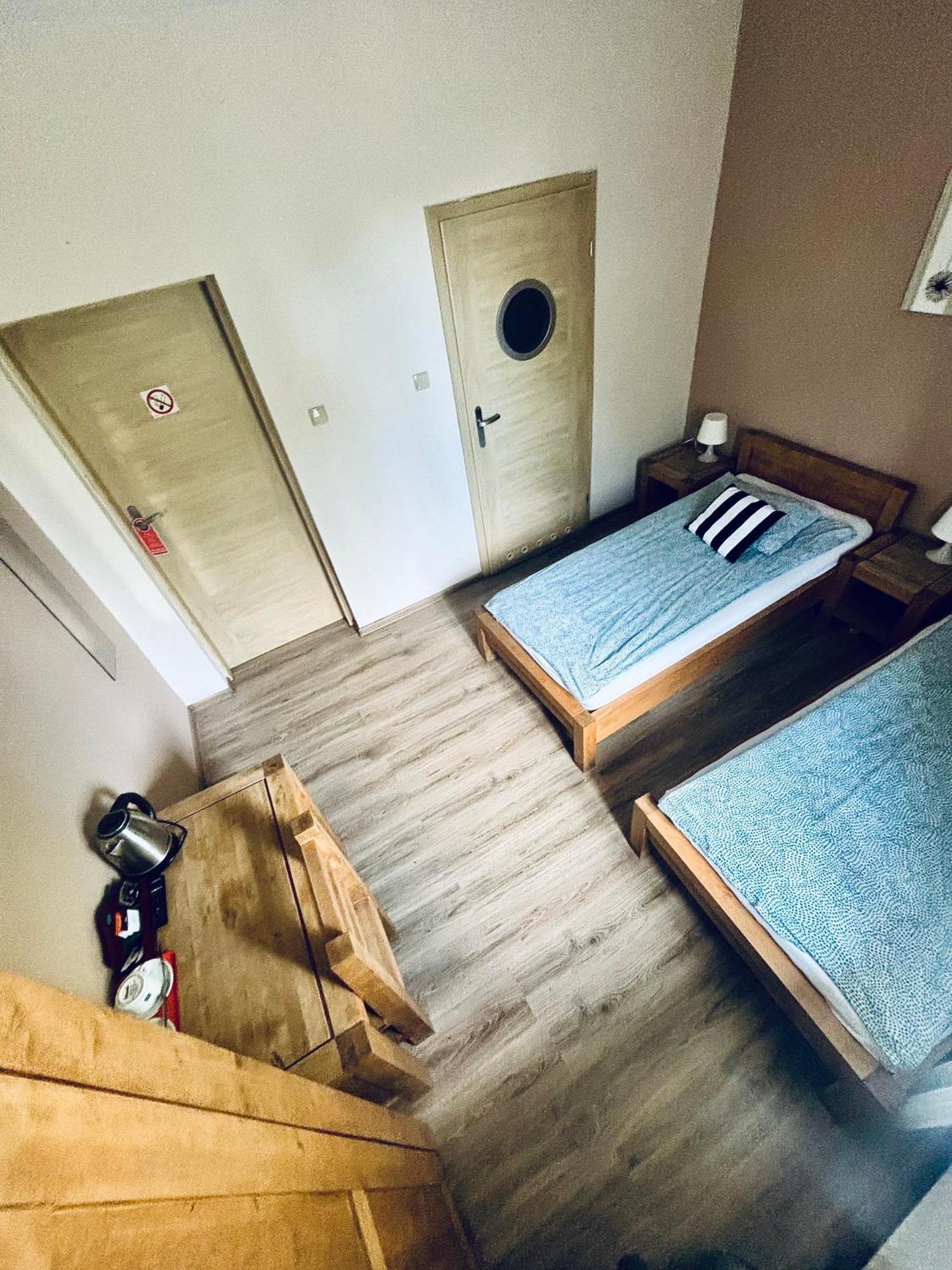 Bedrooms 3 Maja 15A Lodz  Luaran gambar
