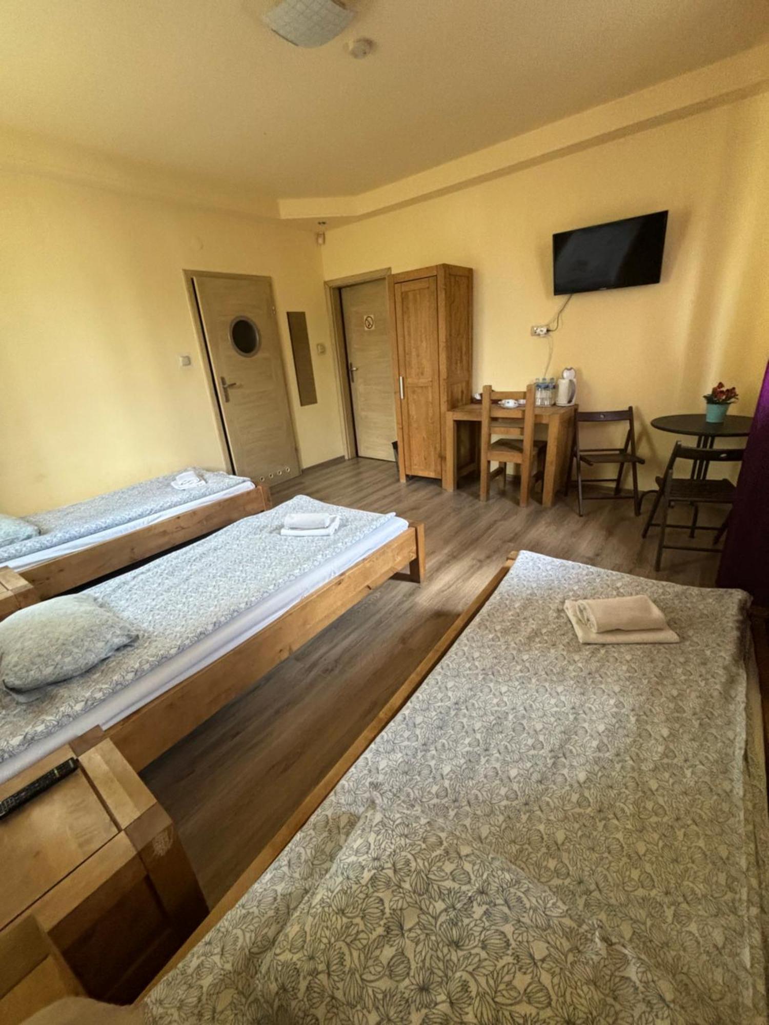 Bedrooms 3 Maja 15A Lodz  Luaran gambar