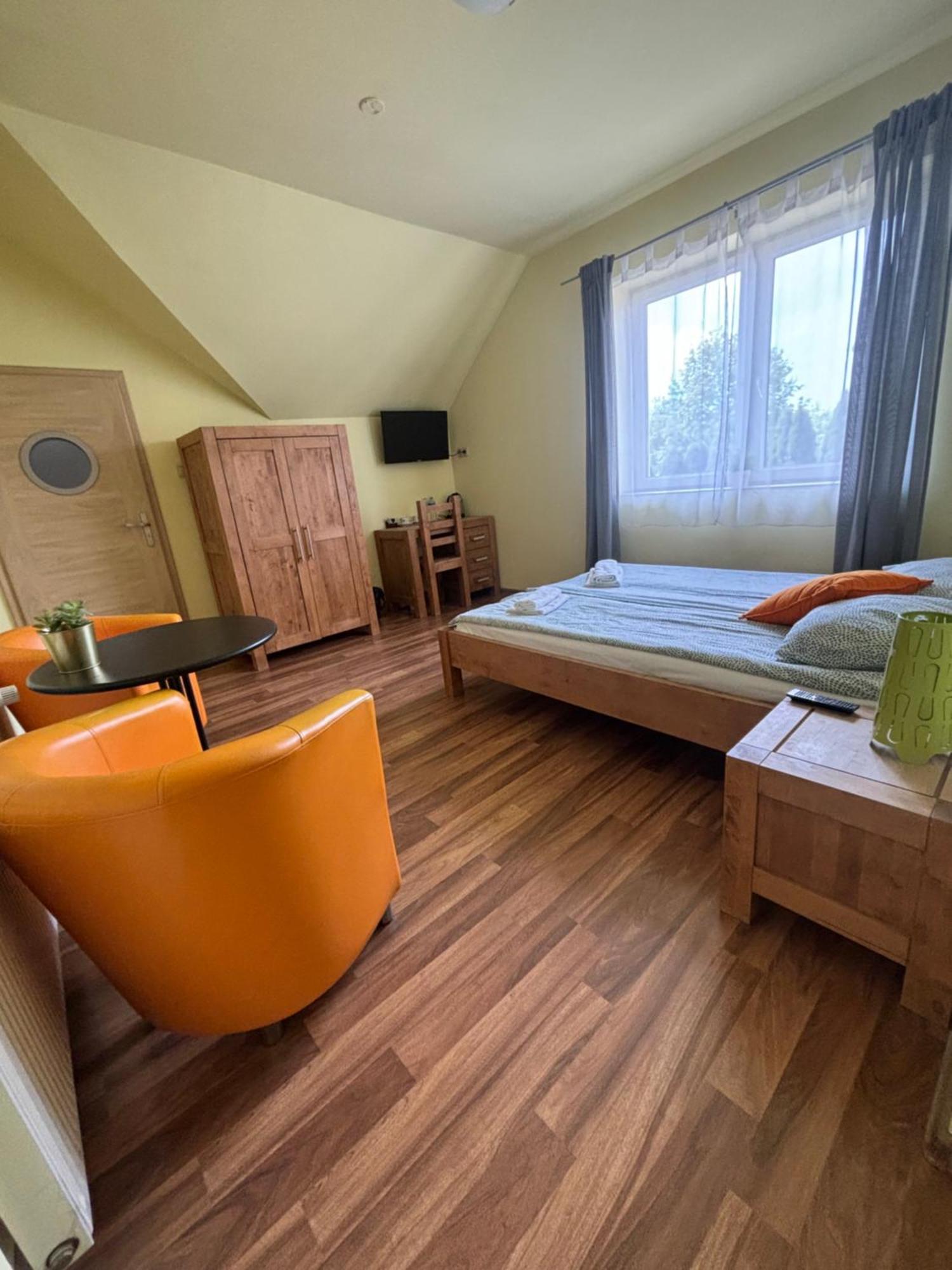 Bedrooms 3 Maja 15A Lodz  Luaran gambar