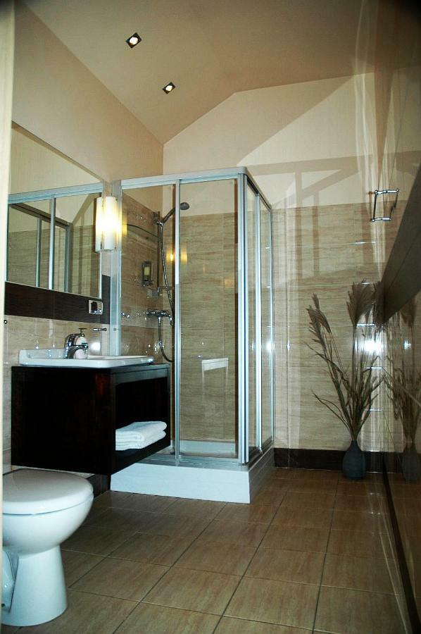 Bedrooms 3 Maja 15A Lodz  Luaran gambar